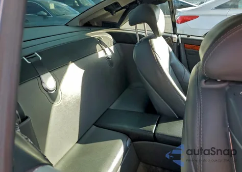 2004 Mercedes-Benz Sl 500 z USA, uszkodzony, nr VIN WDBSK75F74F077653